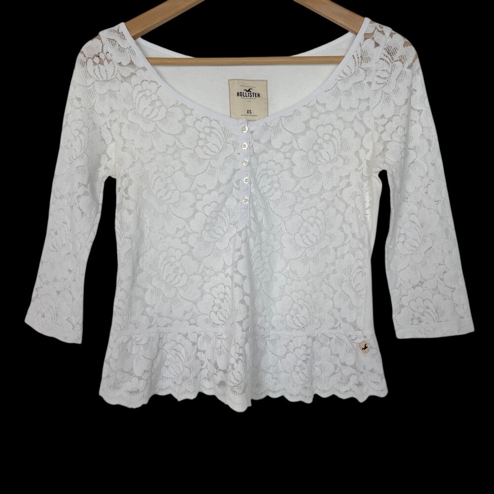 Hollister Women Y2K Floral Lace Peplum Henley Top XS White Coquette 3/4 Sleeve